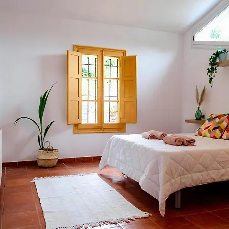 Villa El Riu Del Cel 滨海略雷特