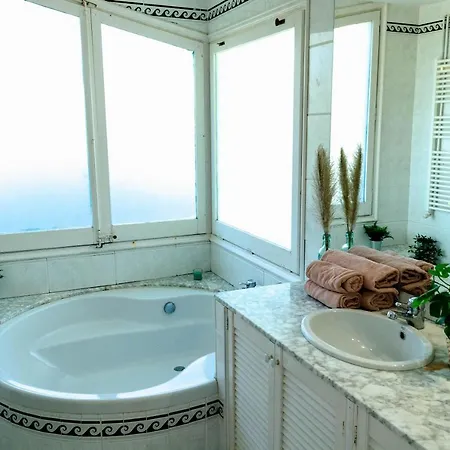 别墅 Villa El Riu Del Cel *