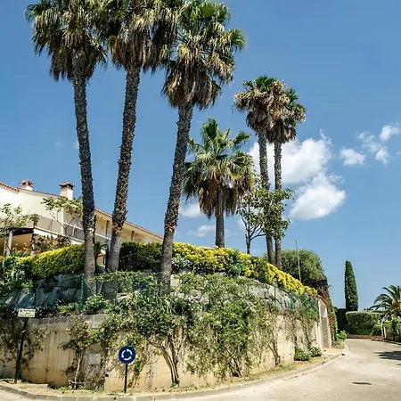 别墅 Villa El Riu Del Cel