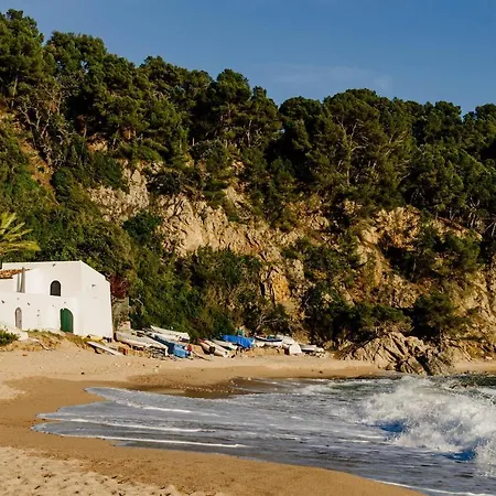 Villa El Riu Del Cel 滨海略雷特